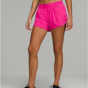 💗 sonic pink💗 hotty hot shorts size 2 4’